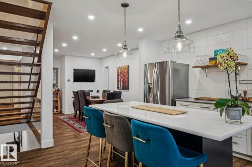 9602 83 Avenue, Edmonton, AB - Indoor