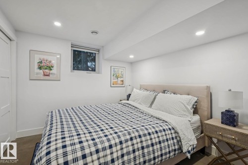9602 83 Avenue, Edmonton, AB - Indoor Photo Showing Bedroom