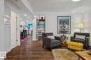 9602 83 Avenue, Edmonton, AB  - Indoor Photo Showing Living Room 