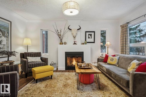 9602 83 Avenue, Edmonton, AB - Indoor Photo Showing Living Room With Fireplace