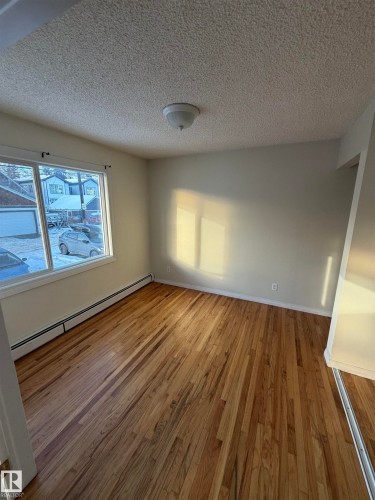 13 11008 124 St, Edmonton, AB - Indoor Photo Showing Other Room