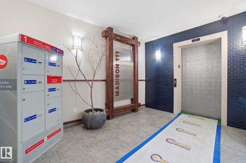 205 9910 111 Street, Edmonton, AB - Indoor Photo Showing Other Room