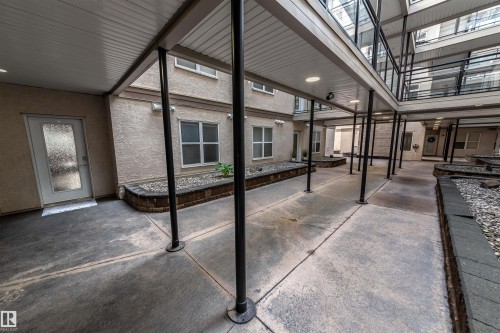 walk way - 150 4827 104A Street, Edmonton, AB - Outdoor