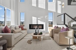 213 PATERSON Link  Edmonton, AB T6W 5V3