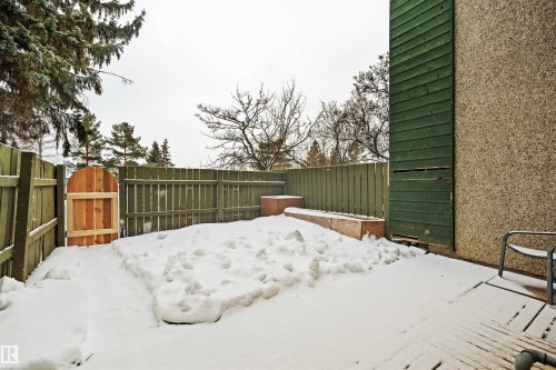 655 Abbottsfield Road, Edmonton, AB - Outdoor