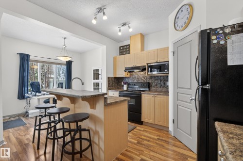 3955 Mcmullen Green, Edmonton, AB - Indoor Photo Showing Kitchen
