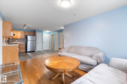 117 5005 165 Avenue, Edmonton, AB - Indoor