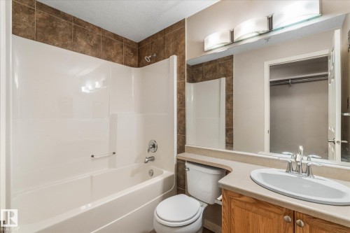 117 5005 165 Avenue, Edmonton, AB - Indoor Photo Showing Bathroom