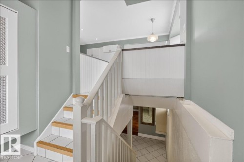 9415 128A Avenue, Edmonton, AB - Indoor Photo Showing Other Room