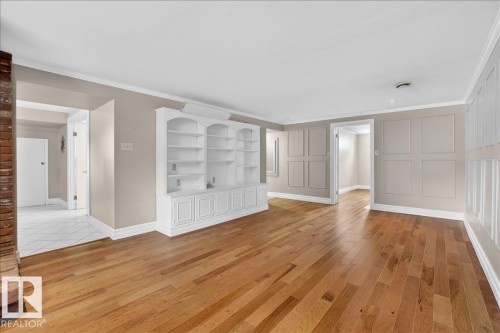 9415 128A Avenue, Edmonton, AB - Indoor Photo Showing Other Room