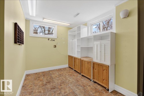 9415 128A Avenue, Edmonton, AB - Indoor Photo Showing Other Room