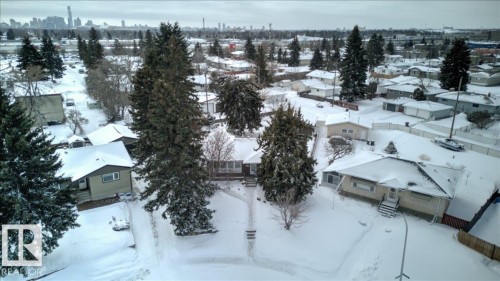 9415 128A Avenue, Edmonton, AB - Outdoor With View