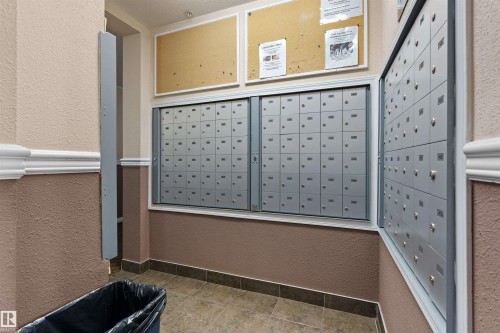 320 4309 33 Street, Stony Plain, AB - Indoor Photo Showing Other Room