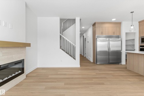 2244 4 Avenue, Edmonton, AB - Indoor With Fireplace