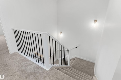 2244 4 Avenue, Edmonton, AB - Indoor Photo Showing Other Room