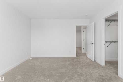 2244 4 Avenue, Edmonton, AB - Indoor Photo Showing Other Room