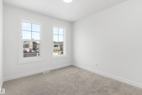 2244 4 Avenue, Edmonton, AB - Indoor Photo Showing Other Room