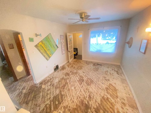 7727 112S Avenue, Edmonton, AB - Indoor Photo Showing Other Room