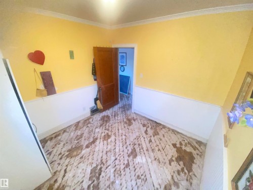 7727 112S Avenue, Edmonton, AB - Indoor Photo Showing Other Room