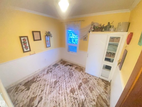 7727 112S Avenue, Edmonton, AB - Indoor Photo Showing Other Room