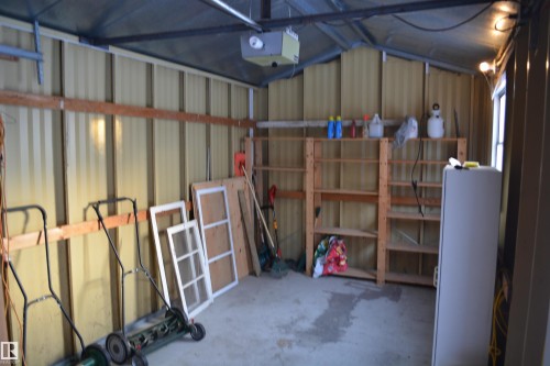 7727 112S Avenue, Edmonton, AB - Indoor Photo Showing Other Room