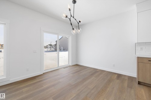 1077 Cristall Crescent, Edmonton, AB - Indoor Photo Showing Other Room