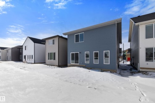 1077 Cristall Crescent, Edmonton, AB - Outdoor