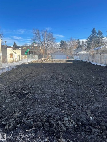 12207 127 Street, Edmonton, AB 