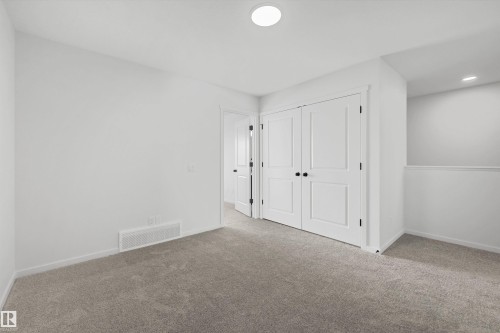 276 Chappelle Drive, Edmonton, AB - Indoor Photo Showing Other Room