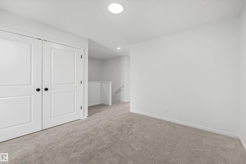 276 Chappelle Drive, Edmonton, AB - Indoor Photo Showing Other Room