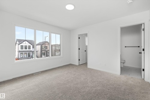 276 Chappelle Drive, Edmonton, AB - Indoor Photo Showing Other Room