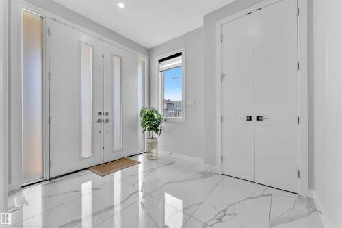 12603 44 Street, Edmonton, AB - Indoor Photo Showing Other Room