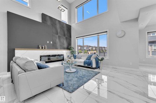 12603 44 Street, Edmonton, AB - Indoor Photo Showing Living Room With Fireplace