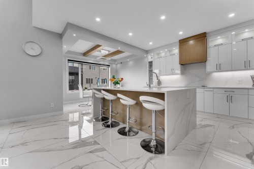 12603 44 Street, Edmonton, AB - Indoor Photo Showing Kitchen With Upgraded Kitchen