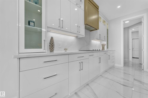 12603 44 Street, Edmonton, AB - Indoor