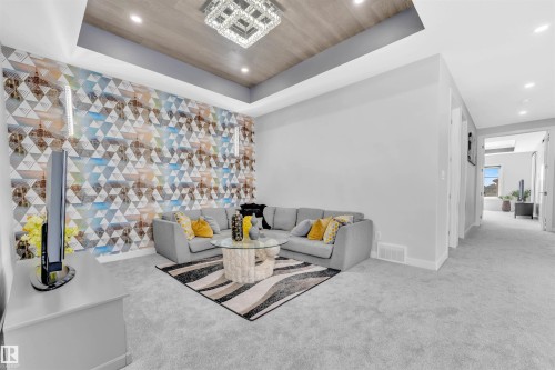 12603 44 Street, Edmonton, AB - Indoor Photo Showing Other Room