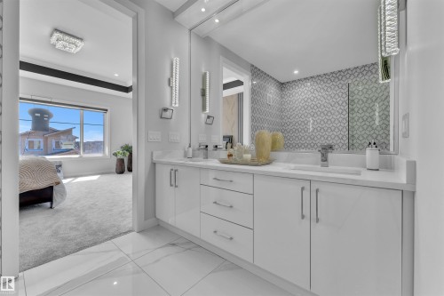 12603 44 Street, Edmonton, AB - Indoor Photo Showing Bathroom