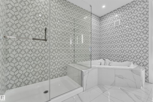 12603 44 Street, Edmonton, AB - Indoor Photo Showing Bathroom
