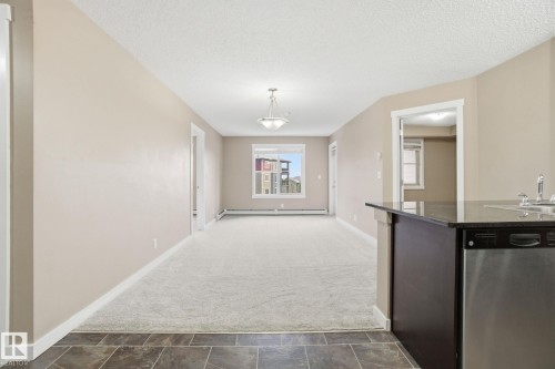 316 3315 James Mowatt Trail, Edmonton, AB - Indoor