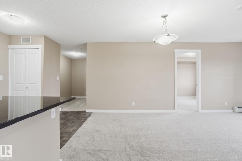 316 3315 James Mowatt Trail, Edmonton, AB - Indoor Photo Showing Other Room