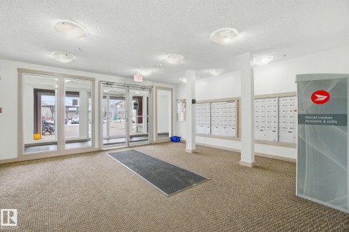 316 3315 James Mowatt Trail, Edmonton, AB - Indoor Photo Showing Other Room