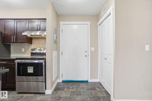 316 3315 James Mowatt Trail, Edmonton, AB - Indoor Photo Showing Other Room