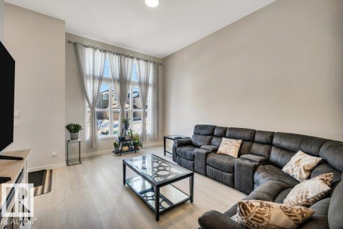 54 Nettle Crescent, St. Albert, AB - Indoor Photo Showing Living Room