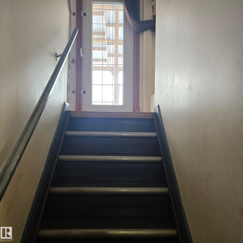 3105 130A Avenue, Edmonton, AB - Indoor Photo Showing Other Room