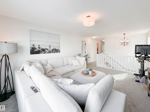 97 Joyal Way, St. Albert, AB - Indoor Photo Showing Living Room