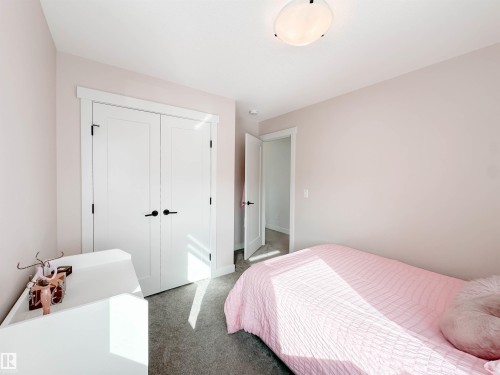 97 Joyal Way, St. Albert, AB - Indoor Photo Showing Bedroom