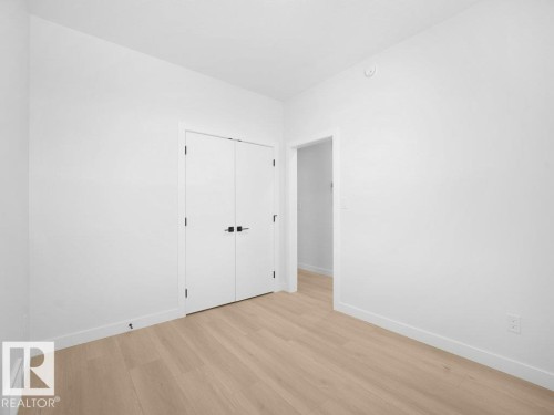 3314 Chickadee Dr, Edmonton, AB - Indoor Photo Showing Other Room