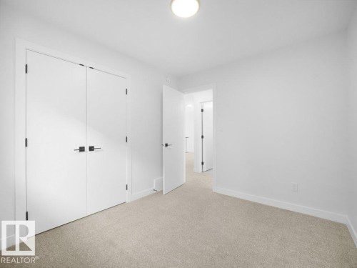 3314 Chickadee Dr, Edmonton, AB - Indoor Photo Showing Other Room