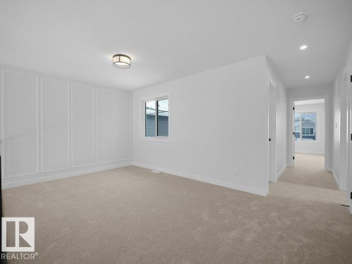 3322 Chickadee Drive, Edmonton, AB - Indoor Photo Showing Other Room