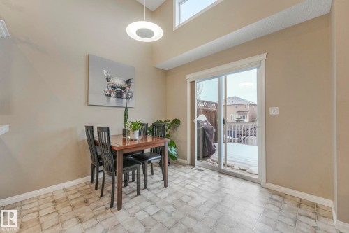 116 Castle Drive, Edmonton, AB - Indoor Photo Showing Dining Room